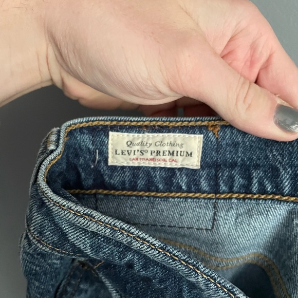 Levi’s 70s High Flare Distressed Jeans Womens Size 31 - Picture 7 of 7